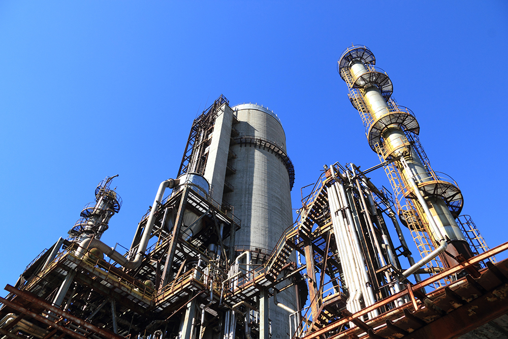 Aging infrastructure and a roller coaster of demand are giving the Oil & Gas industry issues as it eyes the future of renewable energy.